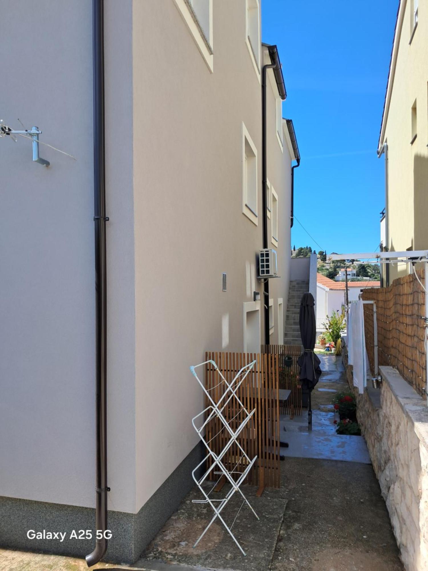 Apartments Tonci Tribunj  Room photo