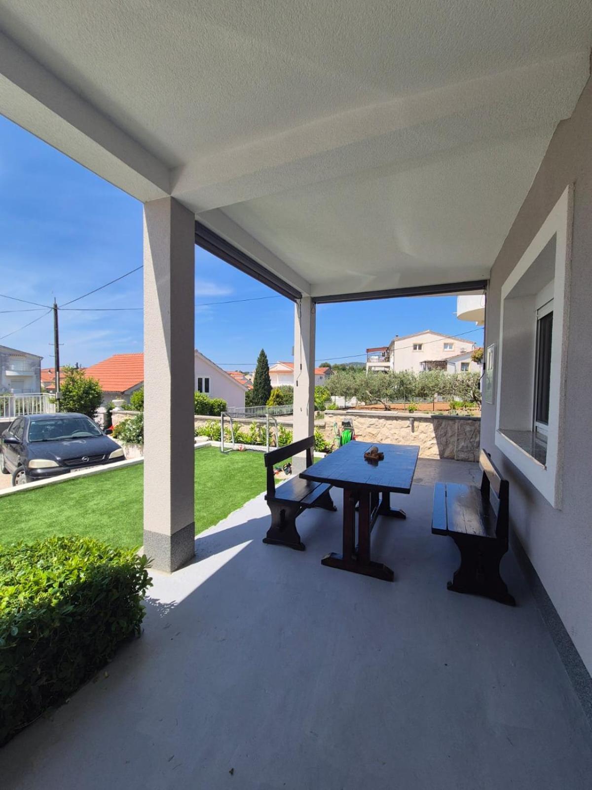 Apartments Tonci Tribunj  Exterior photo